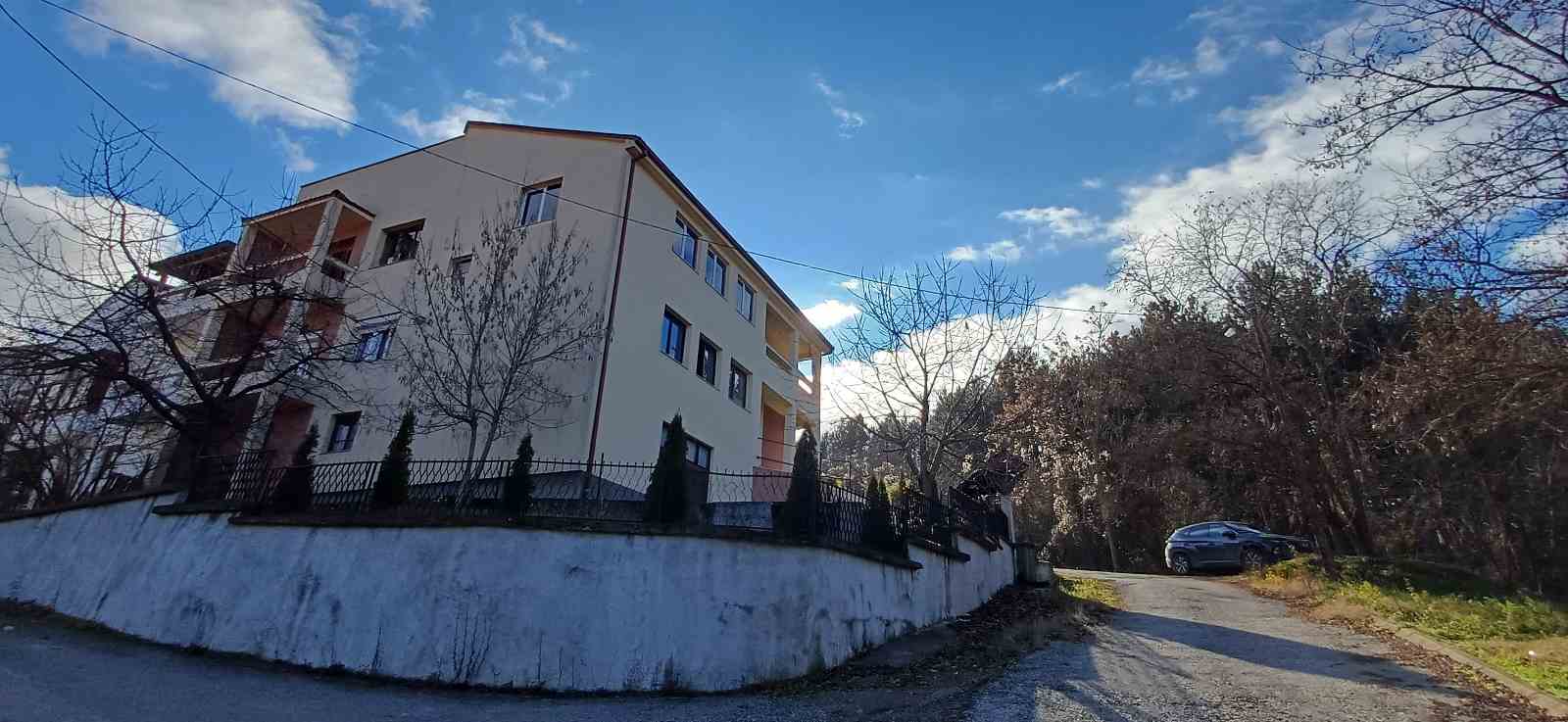 СЕ ПРОДАВА ПРЕКРАСНА КУЌА ВО ДЕЛЧЕВО